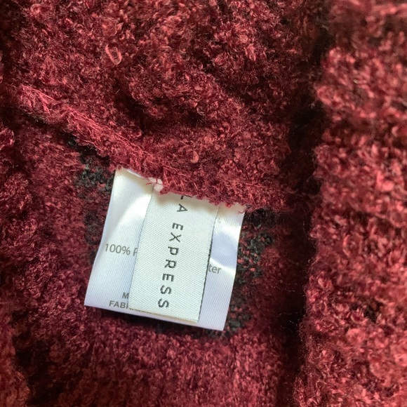 GORGEOUS PONCHO - Picture 2 of 5